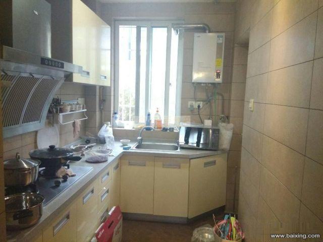 万达旁书香美地53.8万元100㎡拎包入住